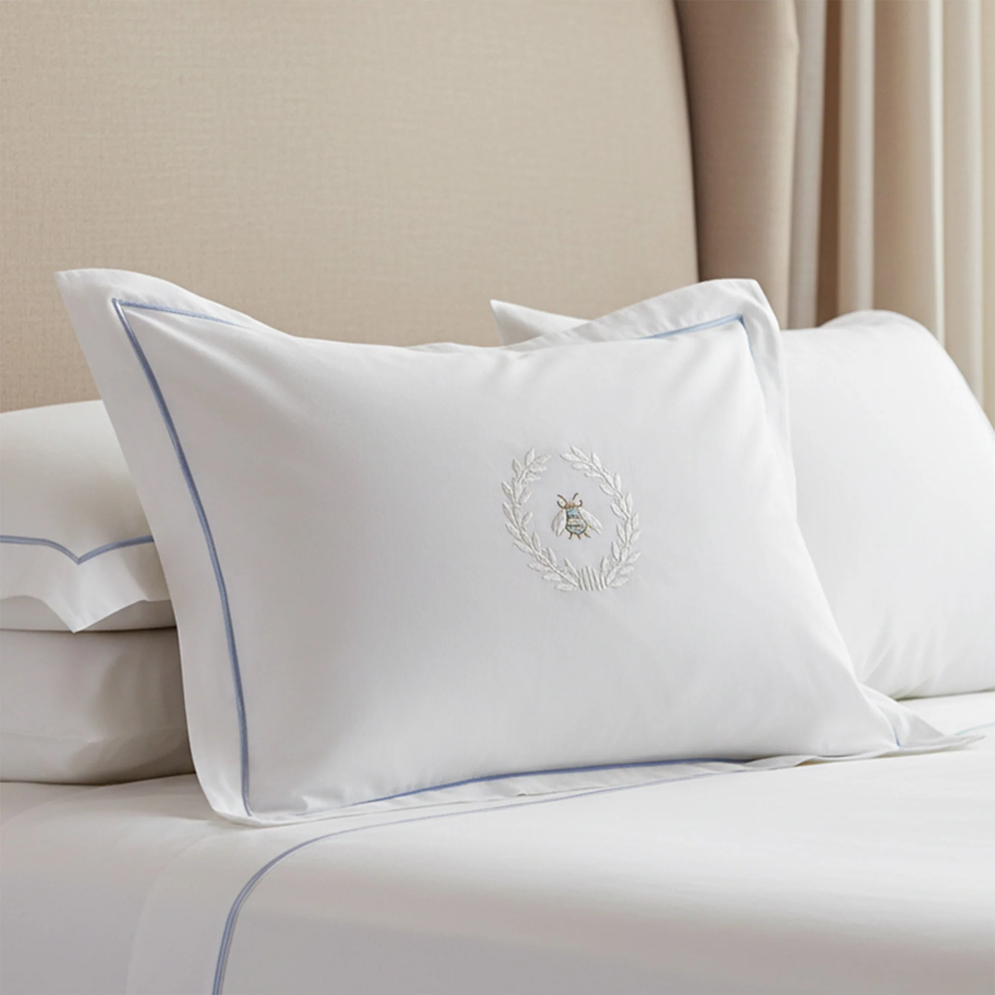 Boudoir Pillow Cover, Napoleon Bee Wreath (Cream) - Image 2