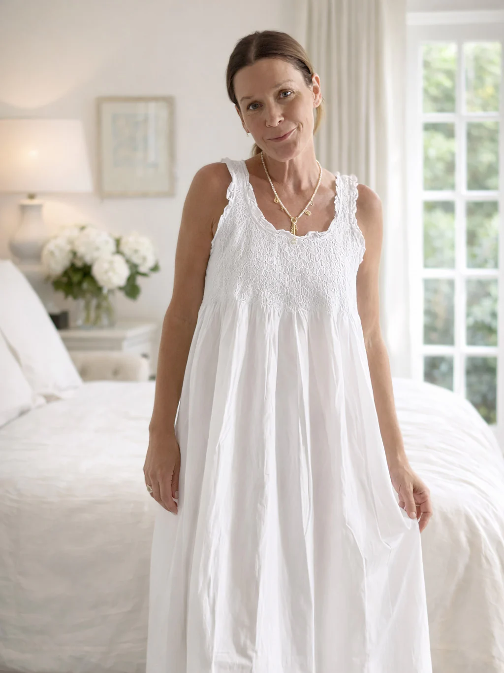Constance White Cotton Nightgown - Image 4