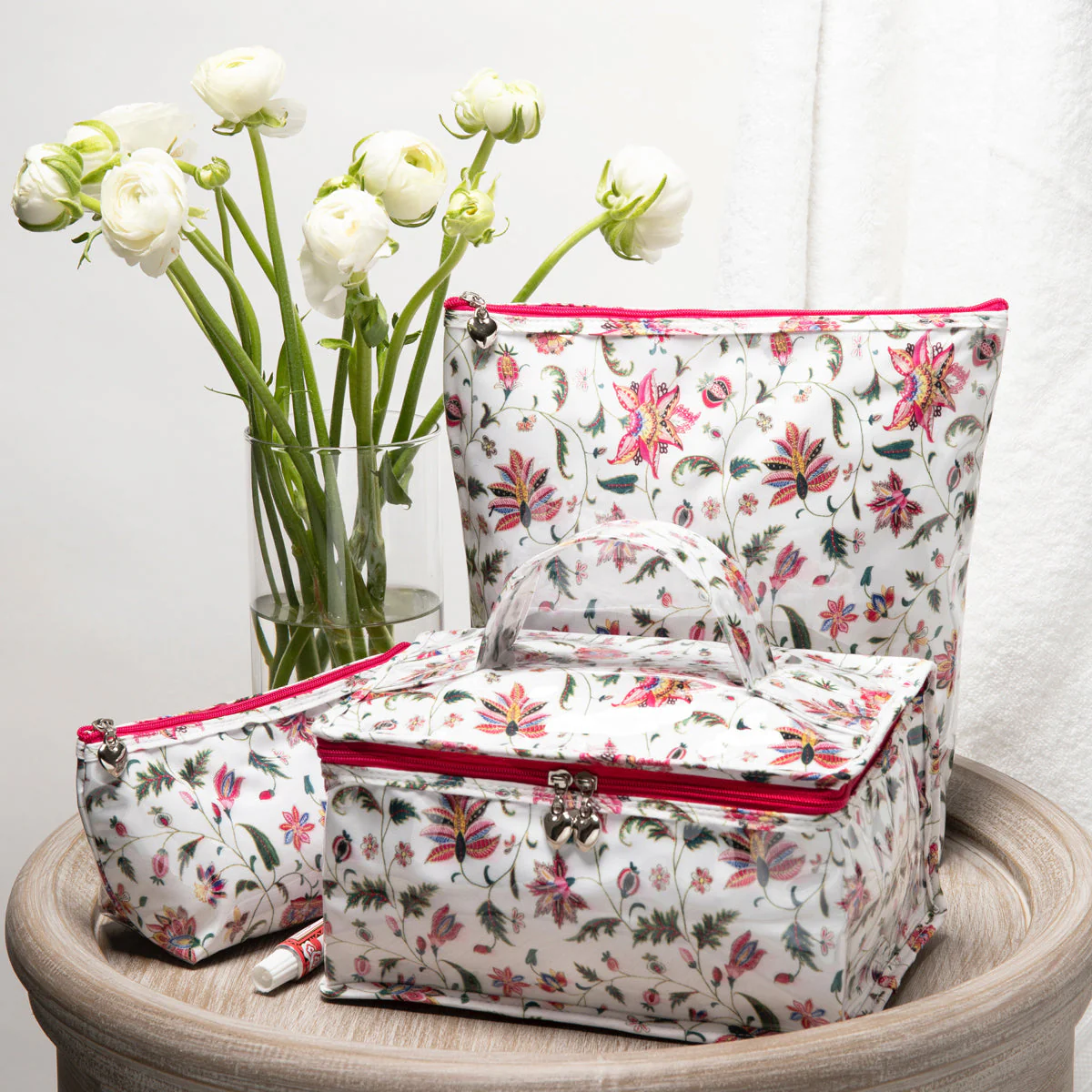 Cosmetic Bag (Medium), Passion - Image 3