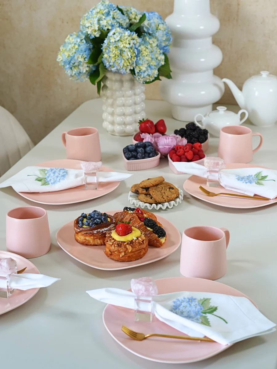 Dinner Napkin, French Hydrangea, Set of 2 - Image 2