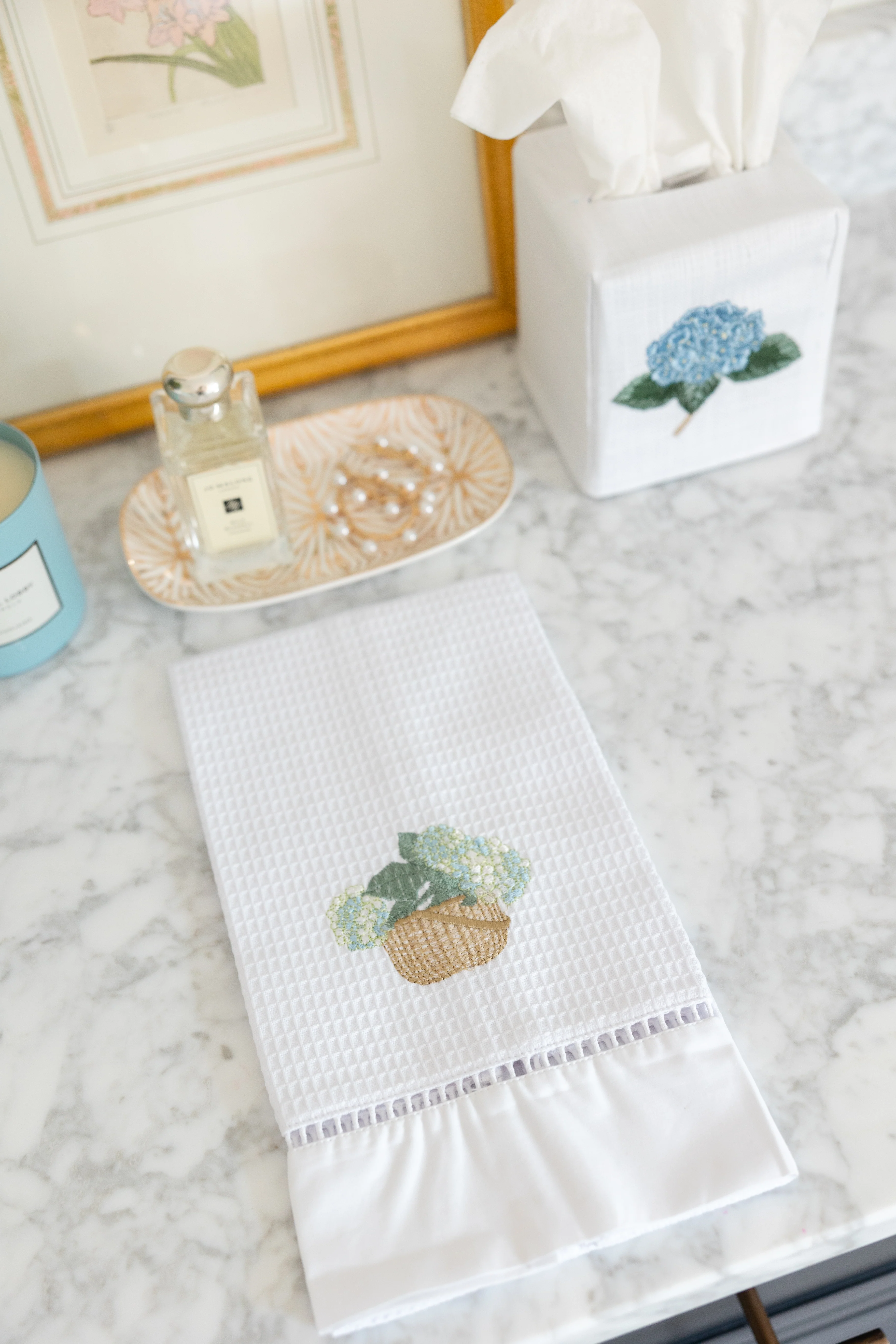 Guest Towel, Ladder Lace, Embroidered Botanical - Image 2