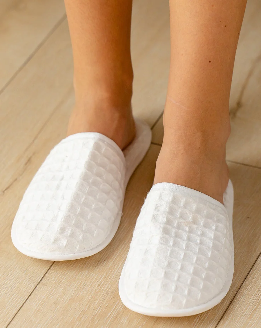Slippers, Luxury Waffle Weave, Closed Toe - Image 4