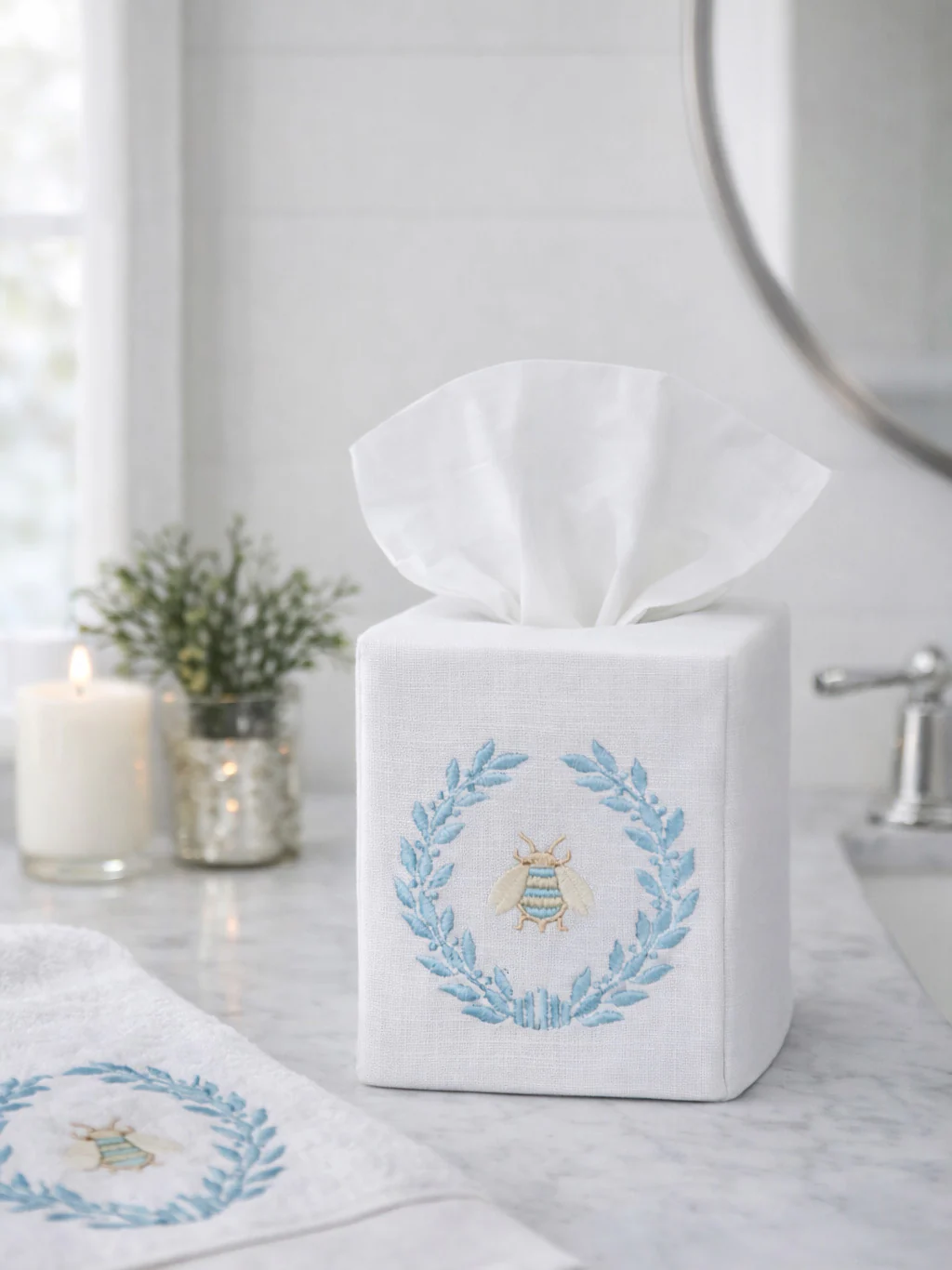 Tissue Box Cover, Embroidered Bees - Image 4