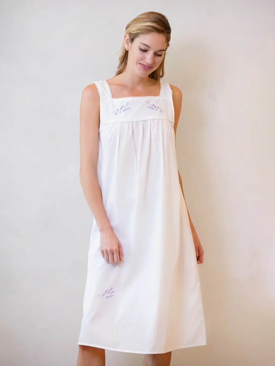 Violet White Cotton Nightgown - Image 4