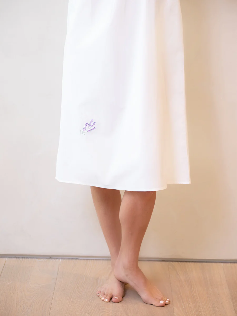 Violet White Cotton Nightgown - Image 6