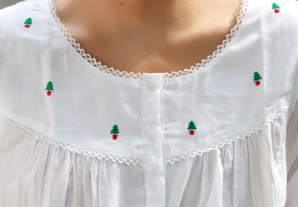 Christmas White Cotton Nightgown, Embroidered - Image 3