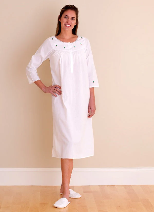 Christmas White Cotton Nightgown, Embroidered - Image 4